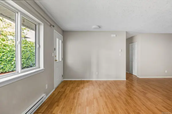 Duncan, BC V9L 2Y8,2555 Dingwall St #104