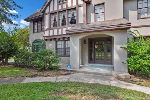 Shreveport, LA 71104,2320 Fairfield Avenue