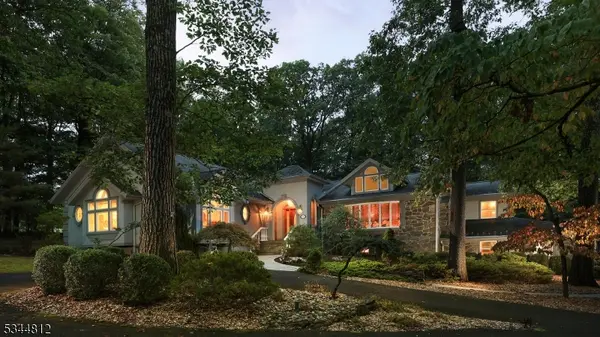 118 Wildwood Ter, Watchung Boro, NJ 07069