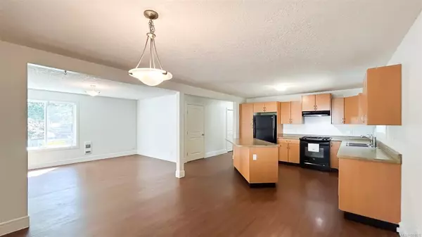 Duncan, BC V9L 1G7,3189 Gibbins Rd #1