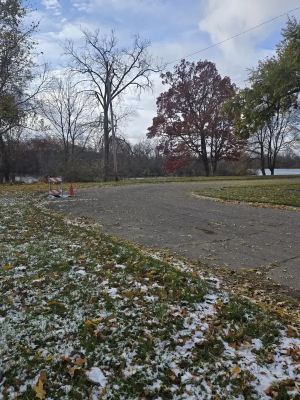 Flint, MI 48503,2221 Howard AVE