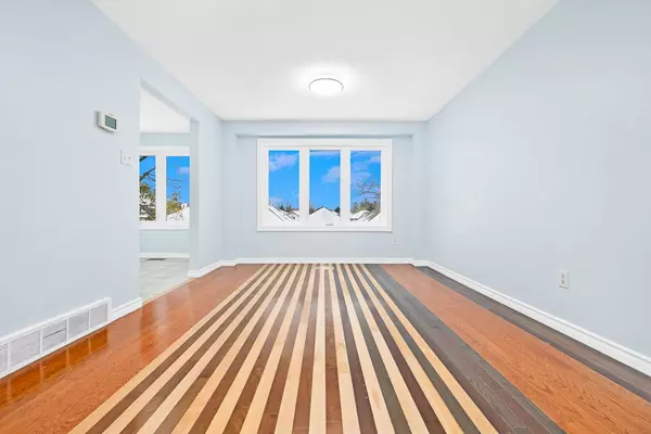 Waterloo, ON N2K 3Z4,336 Sable CT