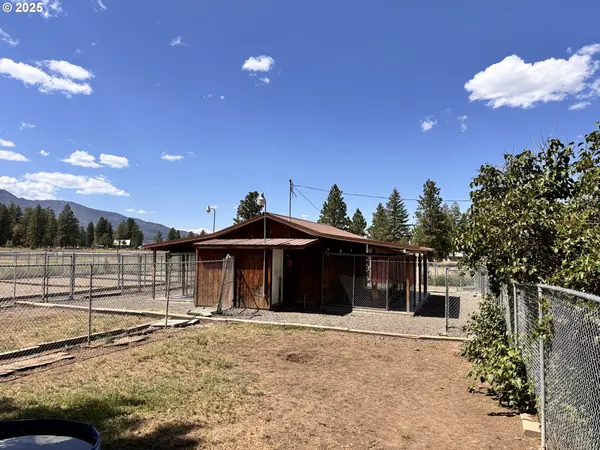 83456 RUSSELL LN, Joseph, OR 97846