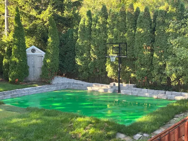 Blue Mountains, ON L9Y 0S7,171 Chamonix CRES