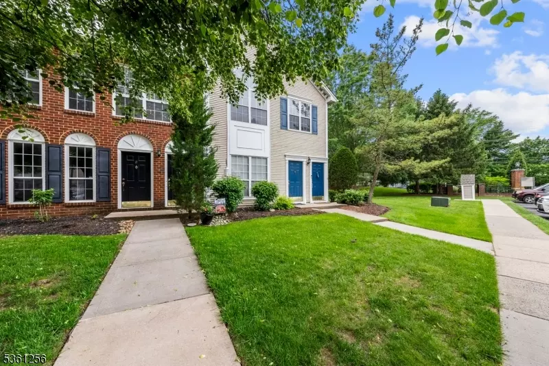 6 Amethyst Way, Franklin Twp., NJ 08823