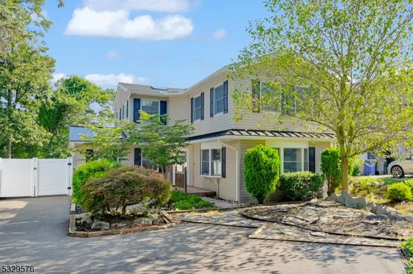 711 Reba Rd, Mount Arlington Boro, NJ 07850