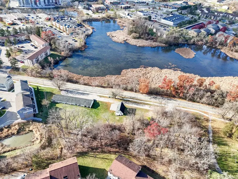 660 Flint RD, Brighton, MI 48116