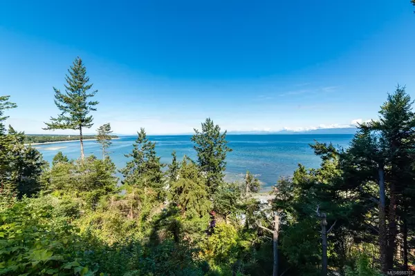 Comox, BC V9M 3T6,387 Wireless Rd