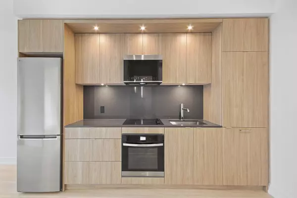 Toronto W08, ON M9A 0E6,60 Central Park Road WAY #705