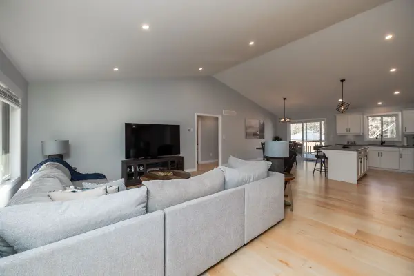 South Bruce Peninsula, ON N0H 2G0,611 Sixth ST N