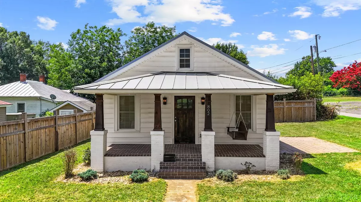 Altavista, VA 24517,802 amherst AVE