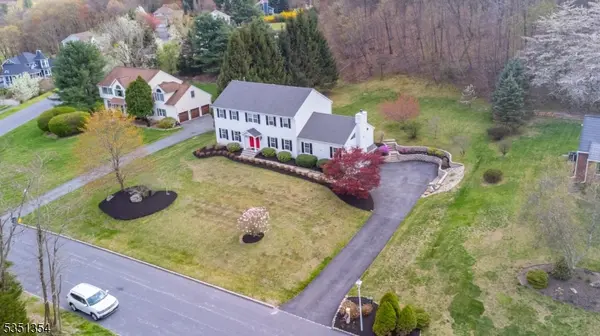 28 Upper Lake Road, Jefferson Twp., NJ 07438