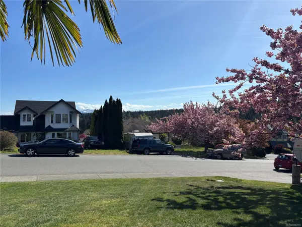 Campbell River, BC V9W 7J9,694 Steenbuck Dr