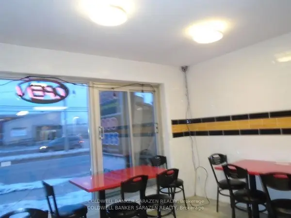 Overbrook - Castleheights And Area, ON K1K 3B3,908-912 ST. LAURENT BLVD N