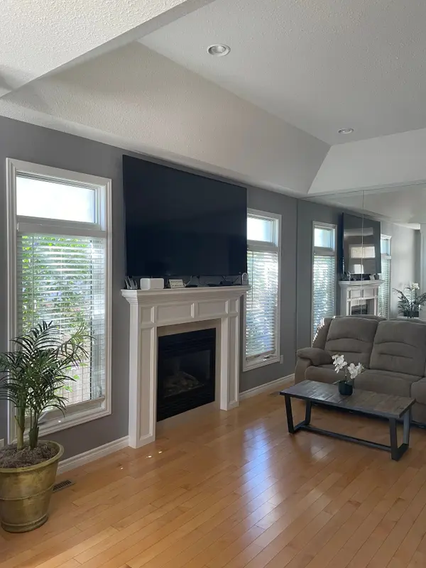 London South, ON N6M 0B7,3220 Meadowgate BLVD