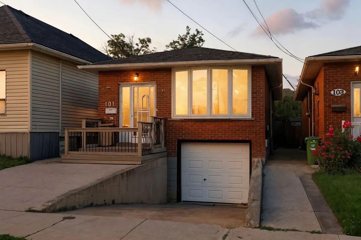 Hamilton, ON L8H 3H3,101 MCANULTY BLVD