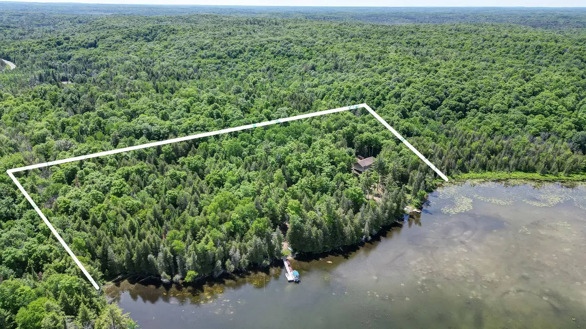 Tudor And Cashel, ON K0L 1W0,110 Lillian LN