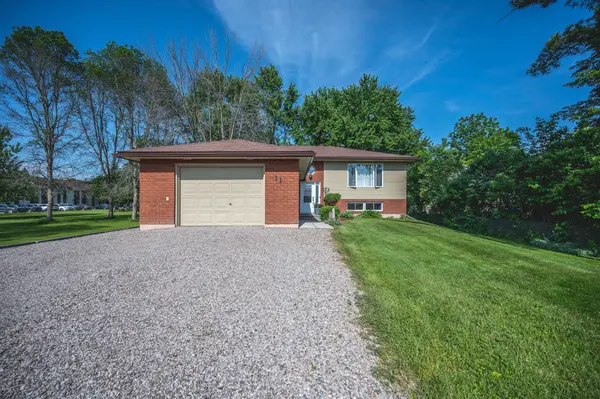 Severn, ON L0K 1E0,11 Sheridan DR