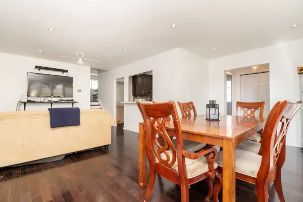 Brampton, ON L6T 2N8,105 Aloma CRES