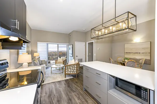 Milton, ON L9T 3P6,716 Main ST E #1101