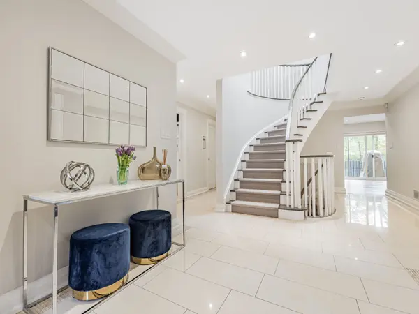 Toronto C04, ON M6A 2G7,51 Brucewood CRES