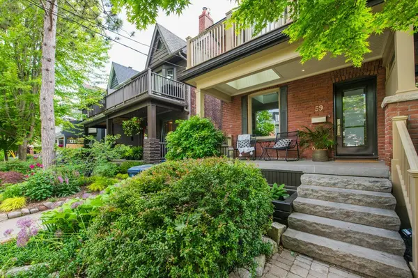 Toronto E01, ON M4J 3L9,59 Ravina CRES