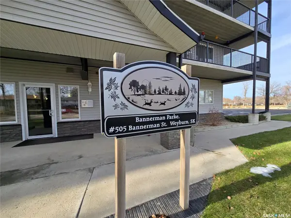Weyburn, SK S4H 1V5,505 Bannerman STREET #407