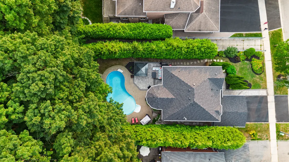 Aurora, ON L4G 6P5,78 Charing CRES