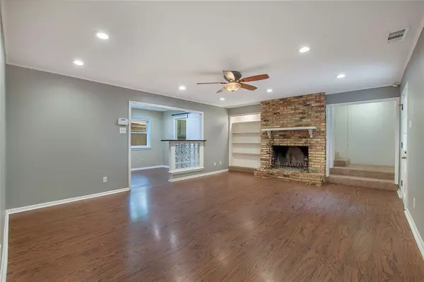 Dallas, TX 75228,2631 Peavy Road