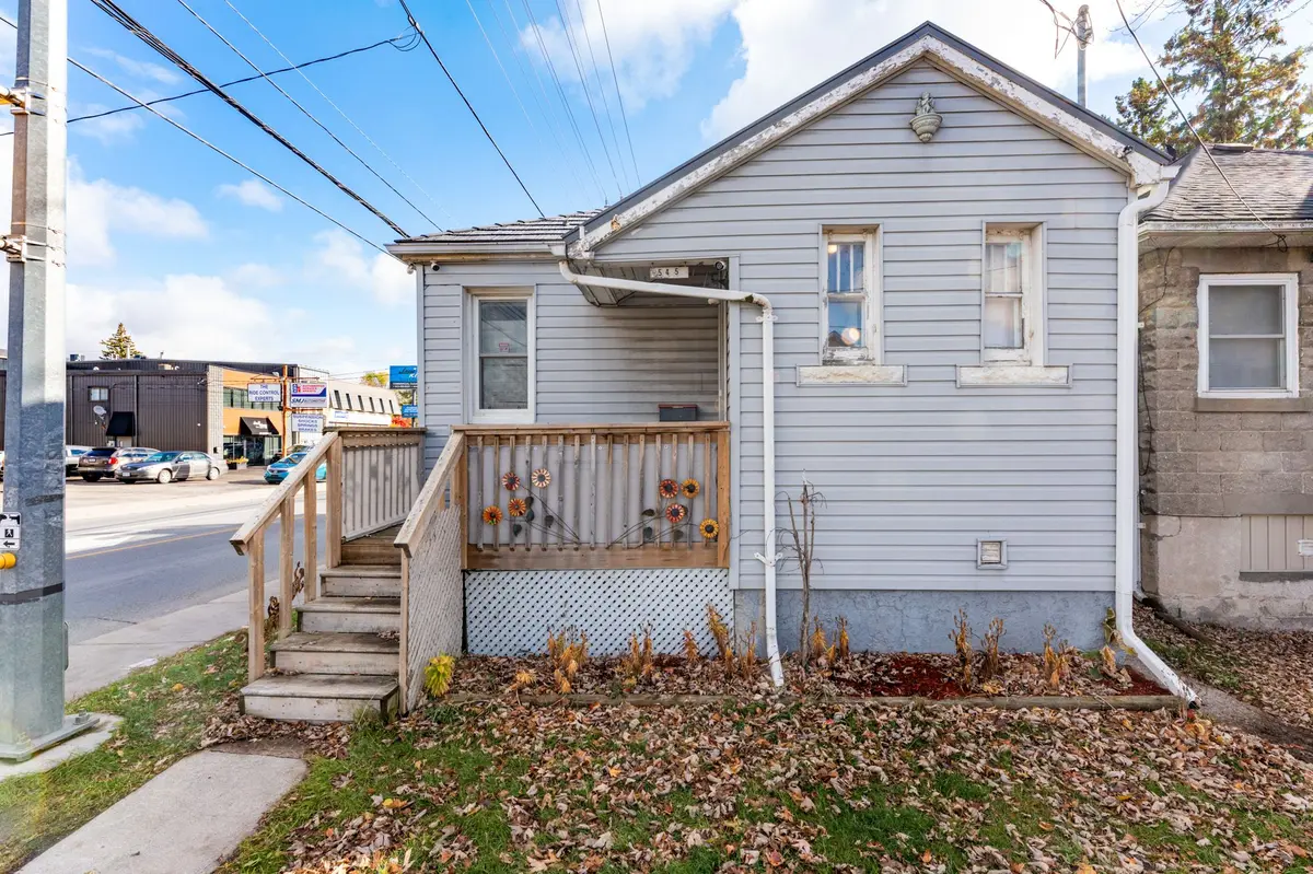 Kingston, ON K7K 4W8,545 Macdonnell ST