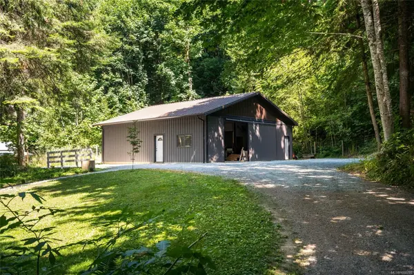 Duncan, BC V9L 6H8,5560 Carolyn Way