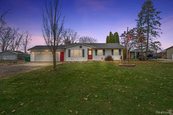 10156 Duffield RD, Gaines, MI 48436