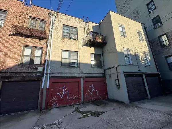 Sunnyside, NY 11104,45-32 41st ST