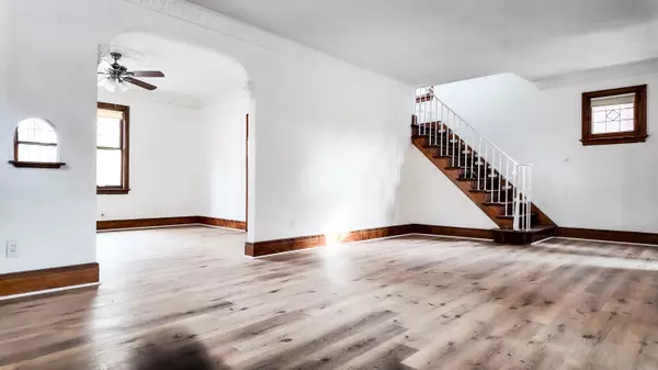 Detroit, MI 48221,18968 Pennington DR