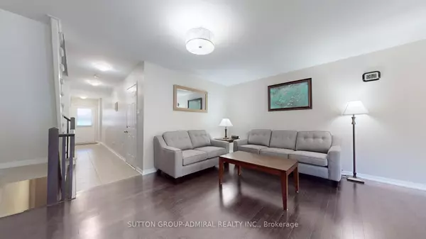 Aurora, ON L4G 0S1,46 Edwin Pearson ST