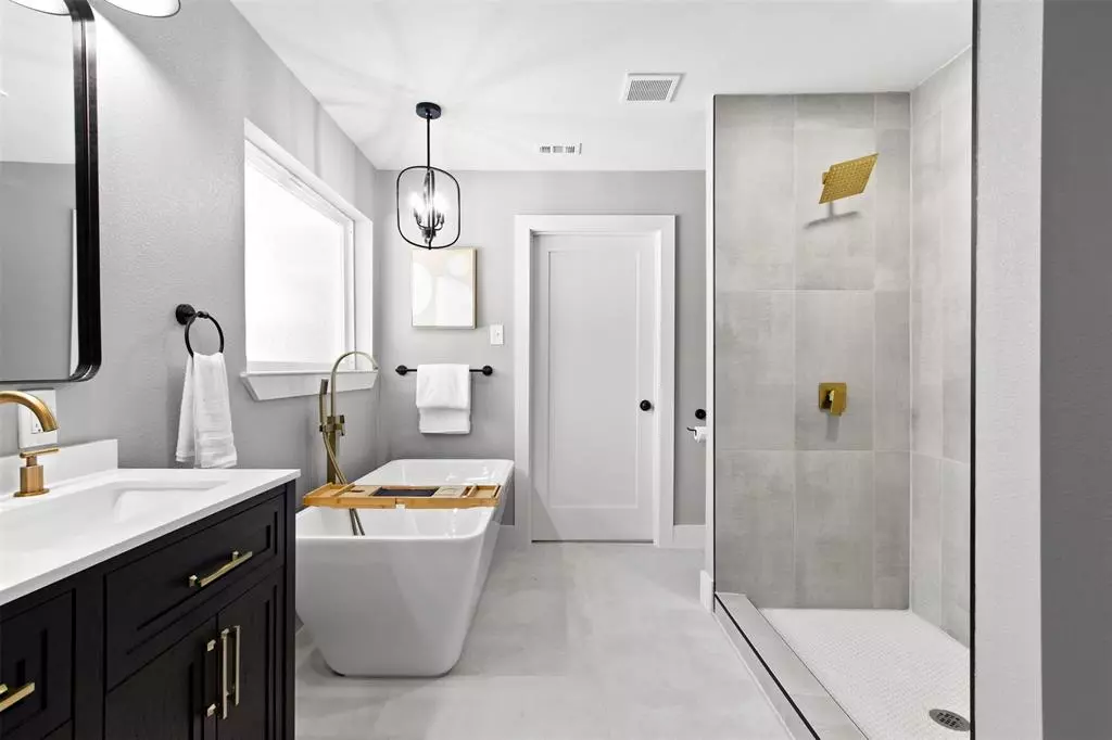 Dallas, TX 75228,2816 San Medina Avenue