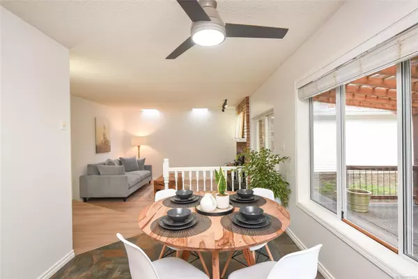 Black Creek, BC V9J 1H9,8868 Erickson Pl