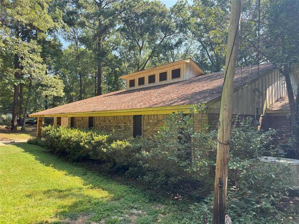 Benton, LA 71006,522 Twin Point Drive