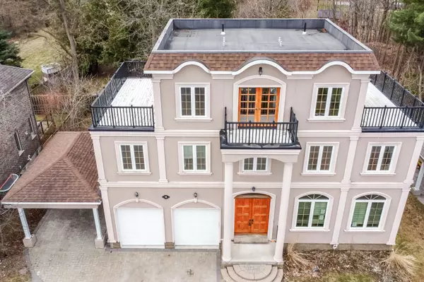 Barrie, ON L4N 7T1,16 GRAY LN