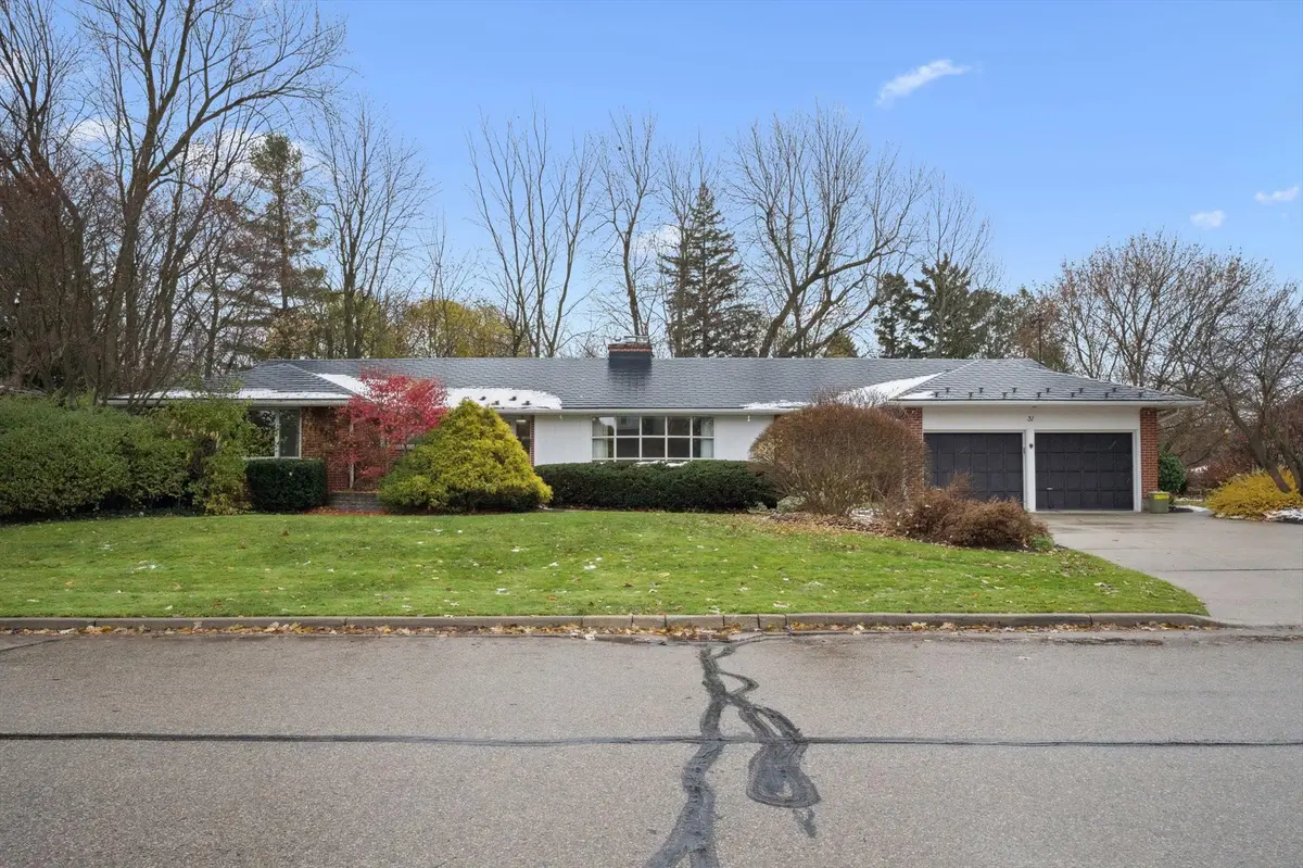 Woolwich, ON N3B 1H3,31 Second ST