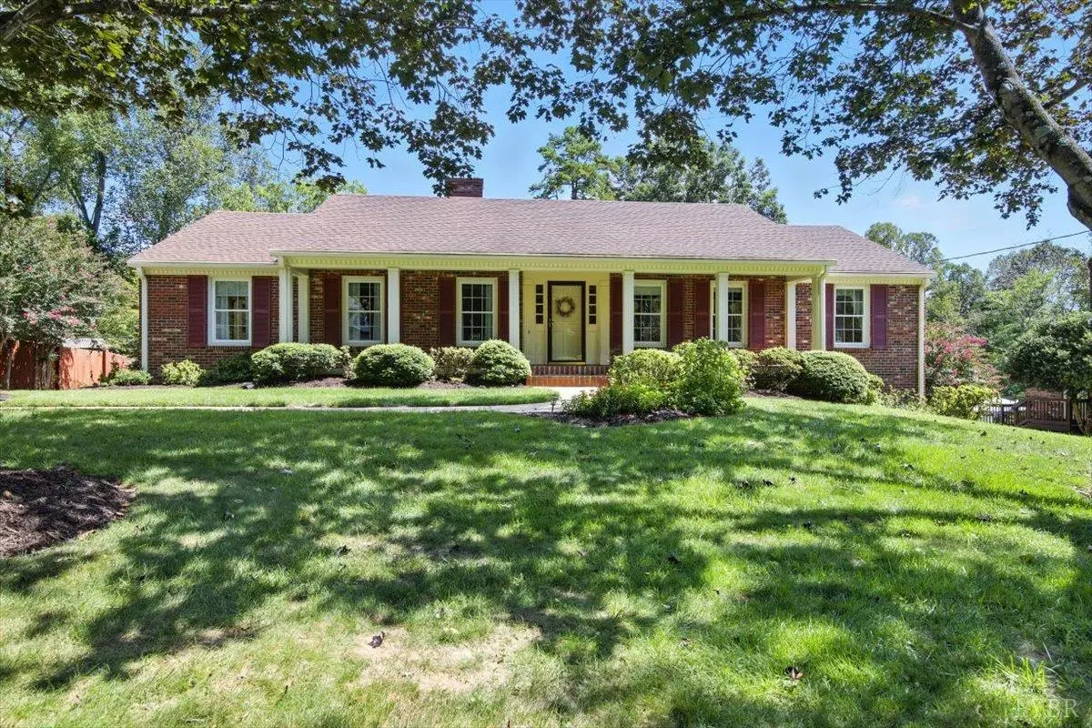 Lynchburg, VA 24503,5341 Hickory Hill DR