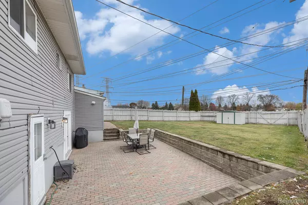 Sterling Heights, MI 48313,43752 Goldberg DR