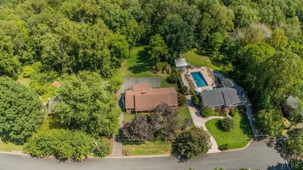 Lynchburg, VA 24503,5341 Hickory Hill DR