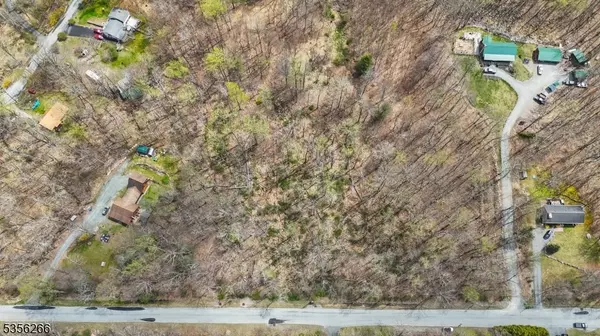 11 Oak Ridge Rd, Montague Twp., NJ 07827