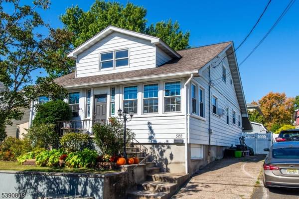 522 9th St,  Carlstadt Boro,  NJ 07072