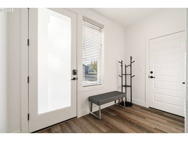 Portland, OR 97206,6421 SE COOPER ST