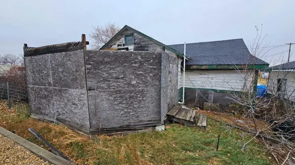 Coronation, AB T0C1C0,5202 VICTORIA AVE