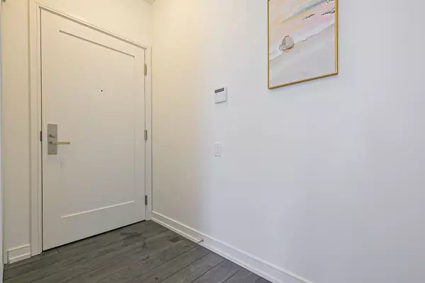 Toronto C08, ON M4Y 0C4,28 Wellesley ST E #2409