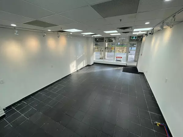 Vaughan, ON L4J 8J1,7378 Yonge ST #26B