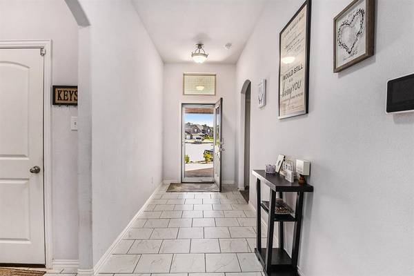 Burleson, TX 76028,3248 Greenway Drive